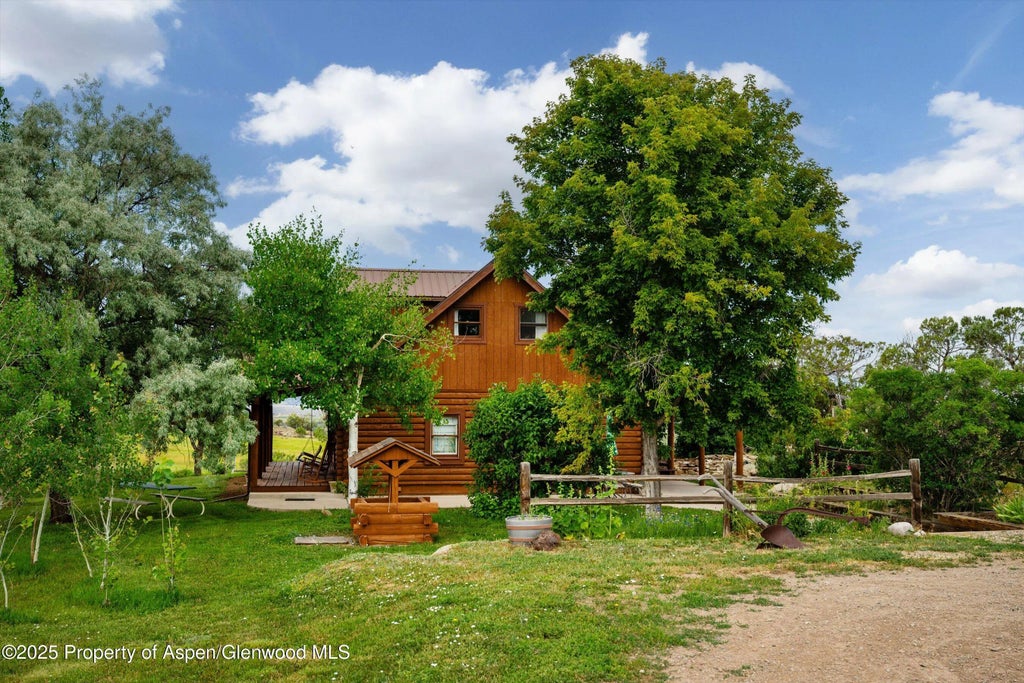 2 of 46 - 1563 County Road 326, Silt, CO