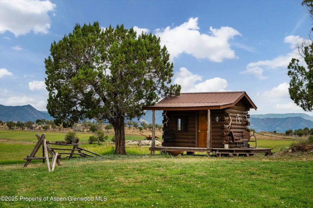 22 of 46 - 1563 County Road 326, Silt, CO