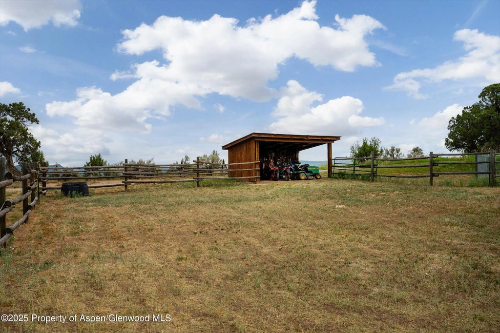 27 of 46 - 1563 County Road 326, Silt, CO