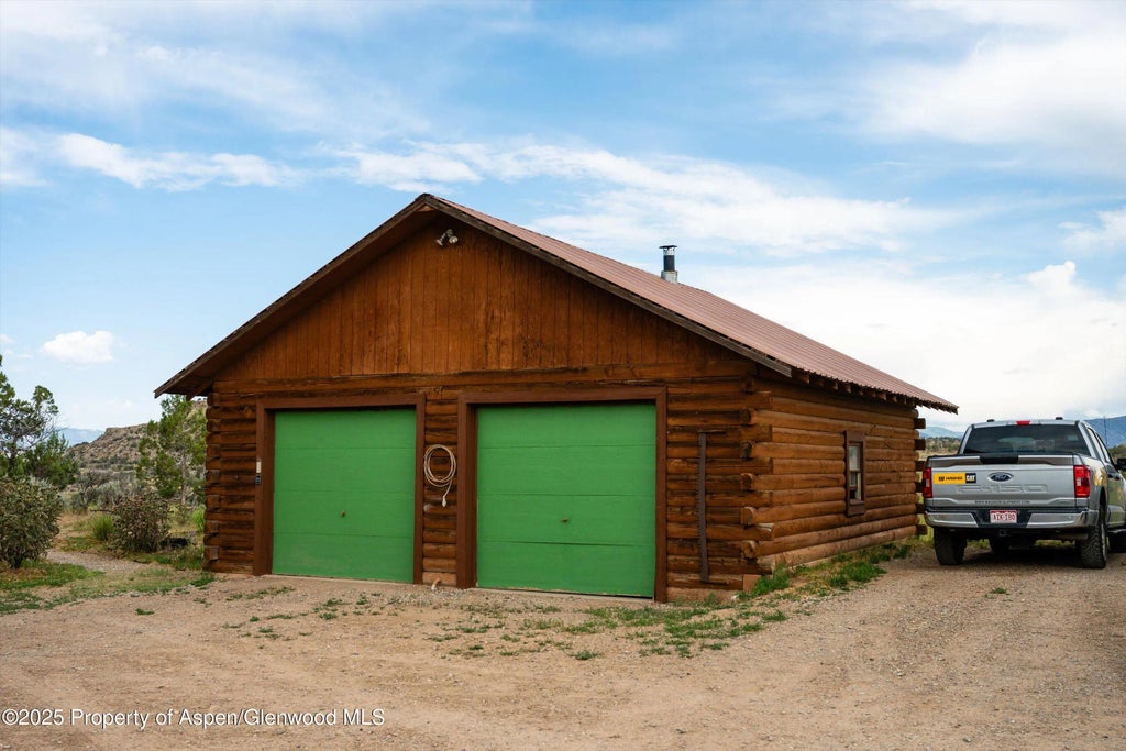 32 of 46 - 1563 County Road 326, Silt, CO