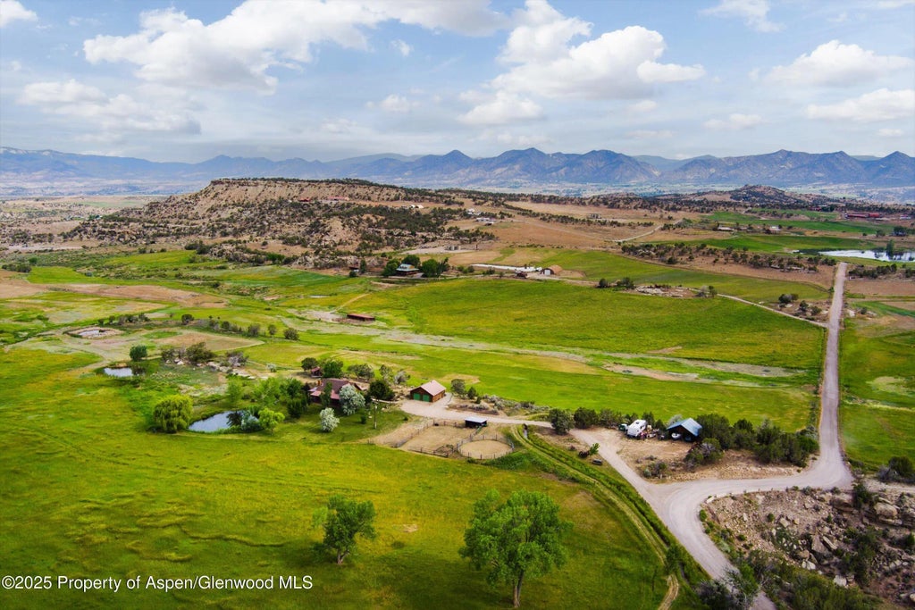 41 of 46 - 1563 County Road 326, Silt, CO
