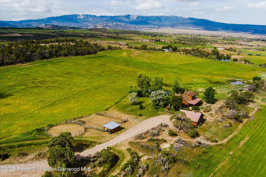43 of 46 - 1563 County Road 326, Silt, CO