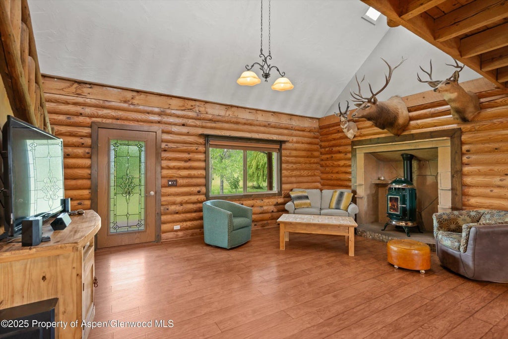 7 of 46 - 1563 County Road 326, Silt, CO