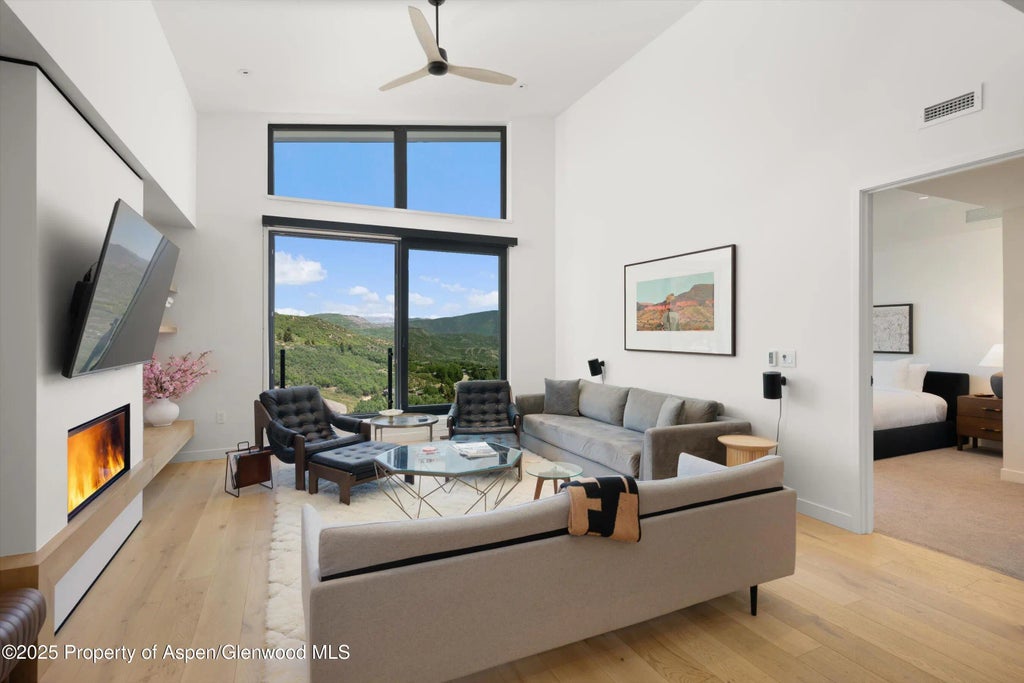 2 of 27 - 119 Wood Road 604, Snowmass Village, CO