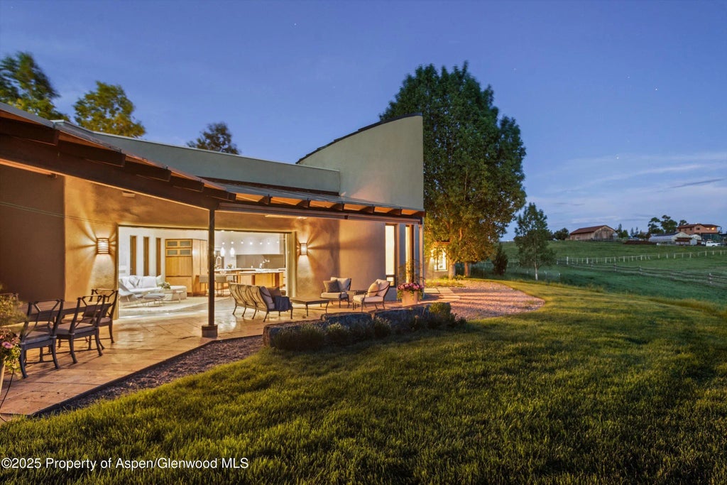 10 of 27 - 960 County Road 102, Carbondale, CO