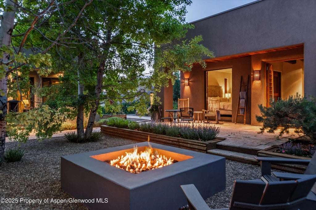 4 of 27 - 960 County Road 102, Carbondale, CO