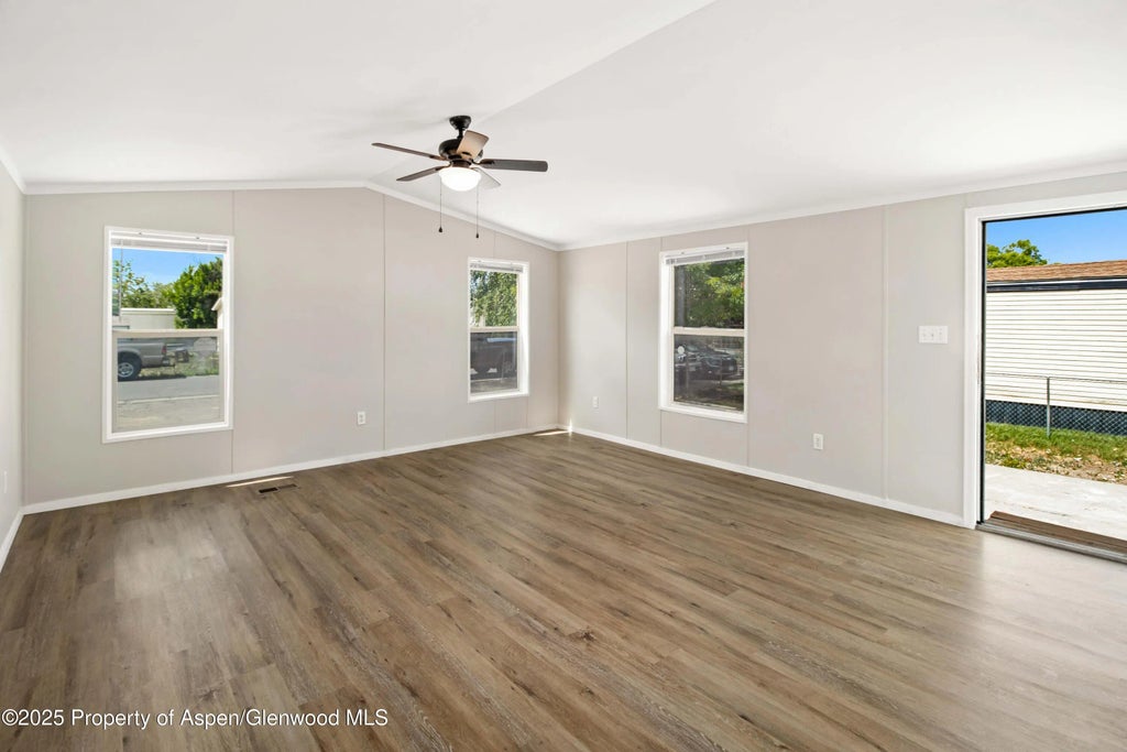 3 of 13 - 424 32 Road 85, Clifton, CO