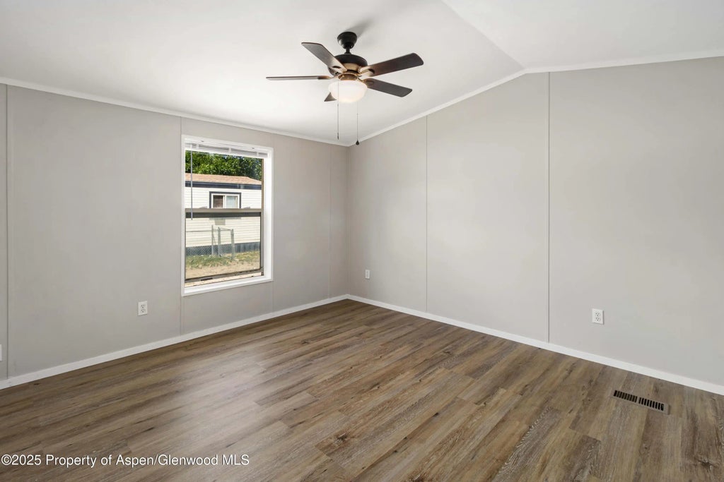 5 of 13 - 424 32 Road 85, Clifton, CO