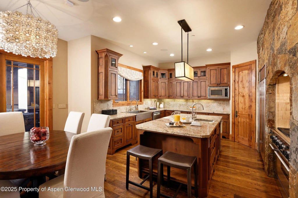 7 of 30 - 1395 Sierra Vista Drive Unit 1, Aspen, CO