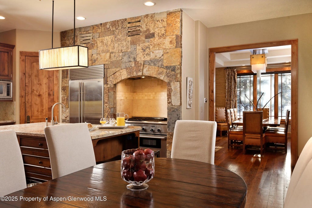 8 of 30 - 1395 Sierra Vista Drive Unit 1, Aspen, CO