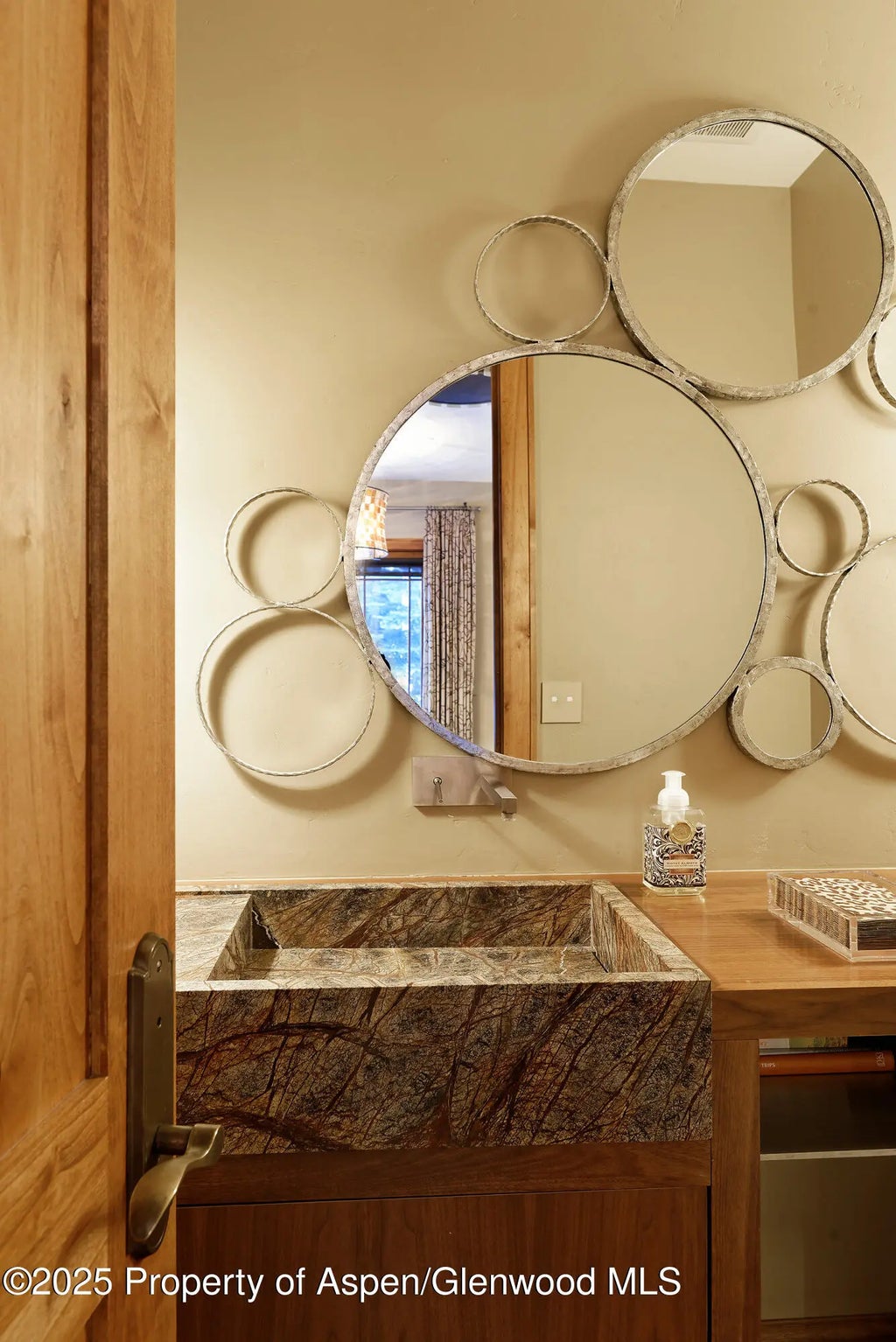 9 of 30 - 1395 Sierra Vista Drive Unit 1, Aspen, CO