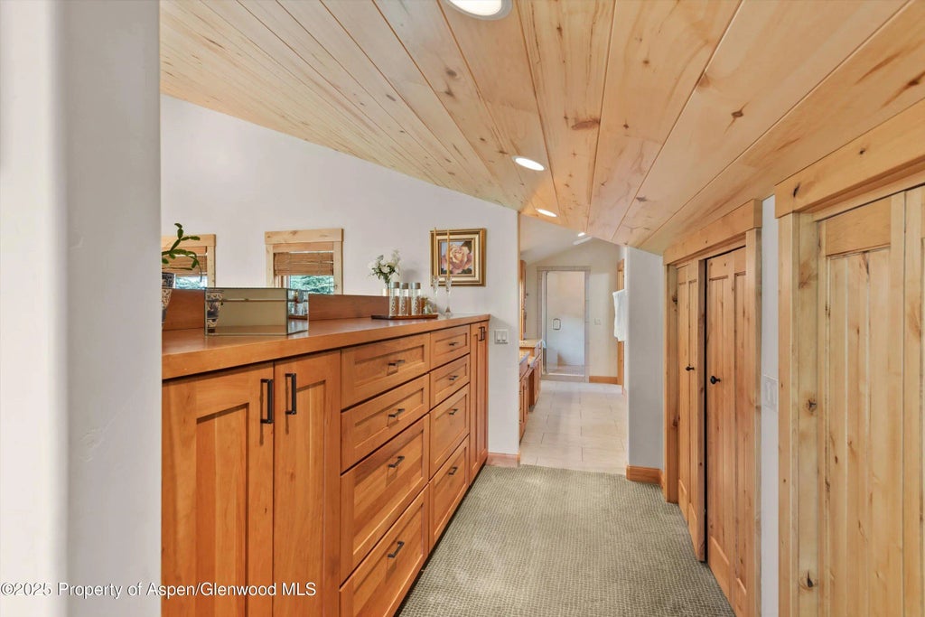 32 of 48 - 554 Sinclair Road, Snowmass Village, CO