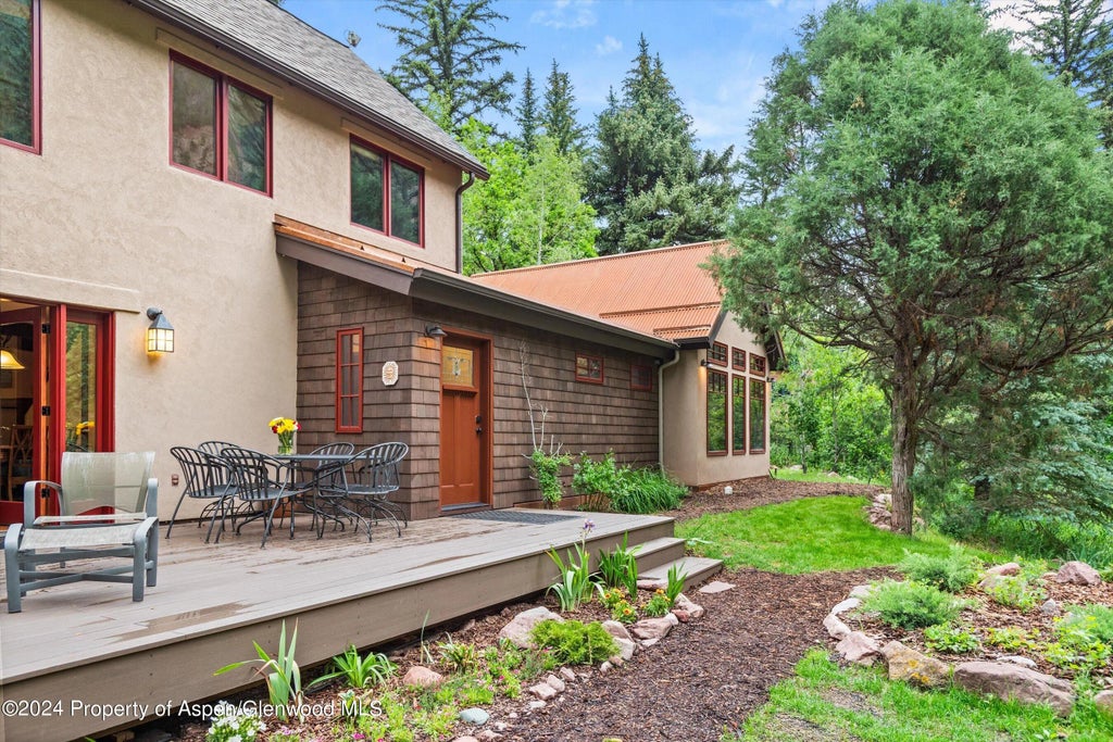 9 of 46 - 135 Irwin Drive, Redstone, CO