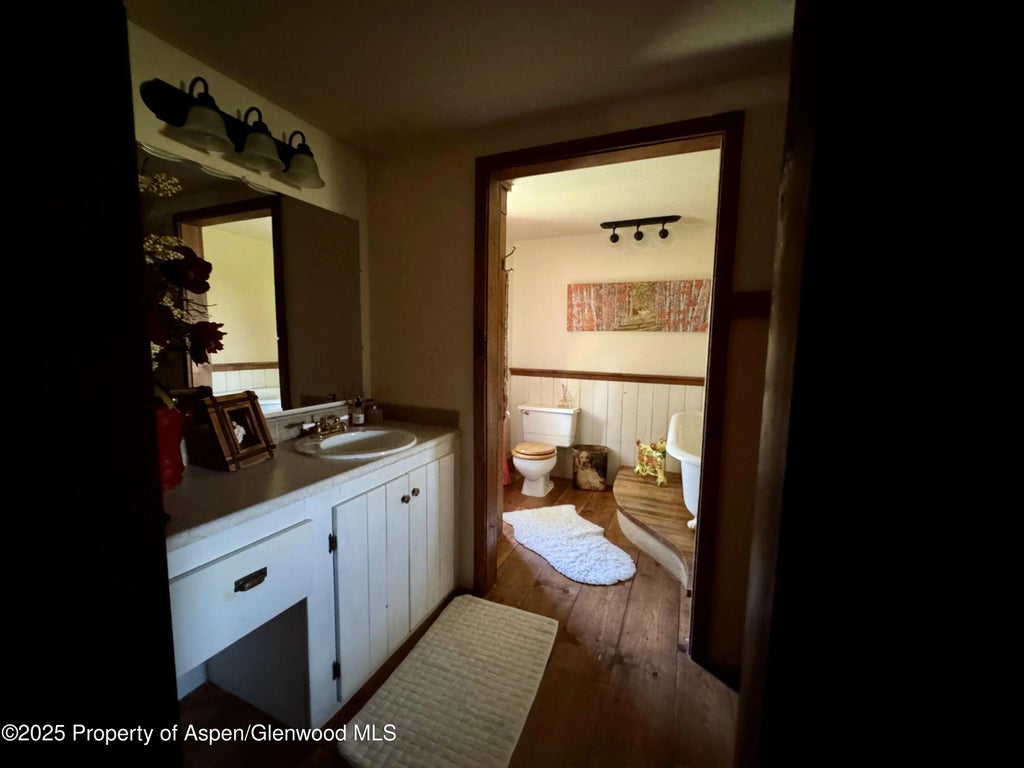 14 of 25 - 1747 County Road 326, Silt, CO