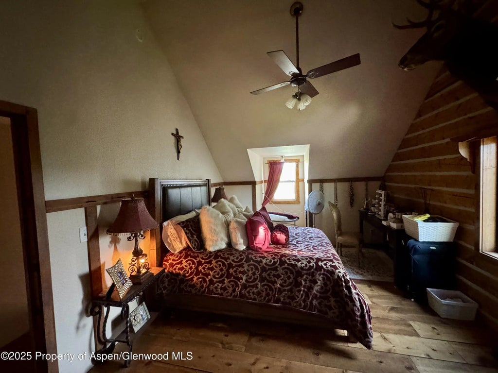 15 of 25 - 1747 County Road 326, Silt, CO