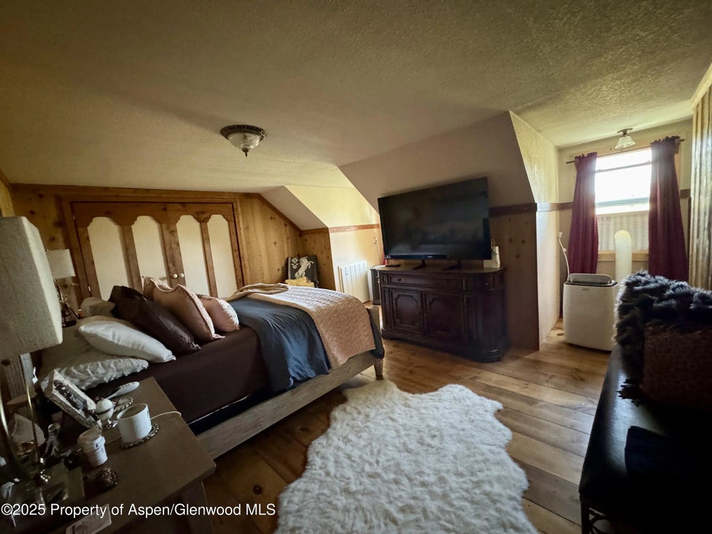 16 of 25 - 1747 County Road 326, Silt, CO