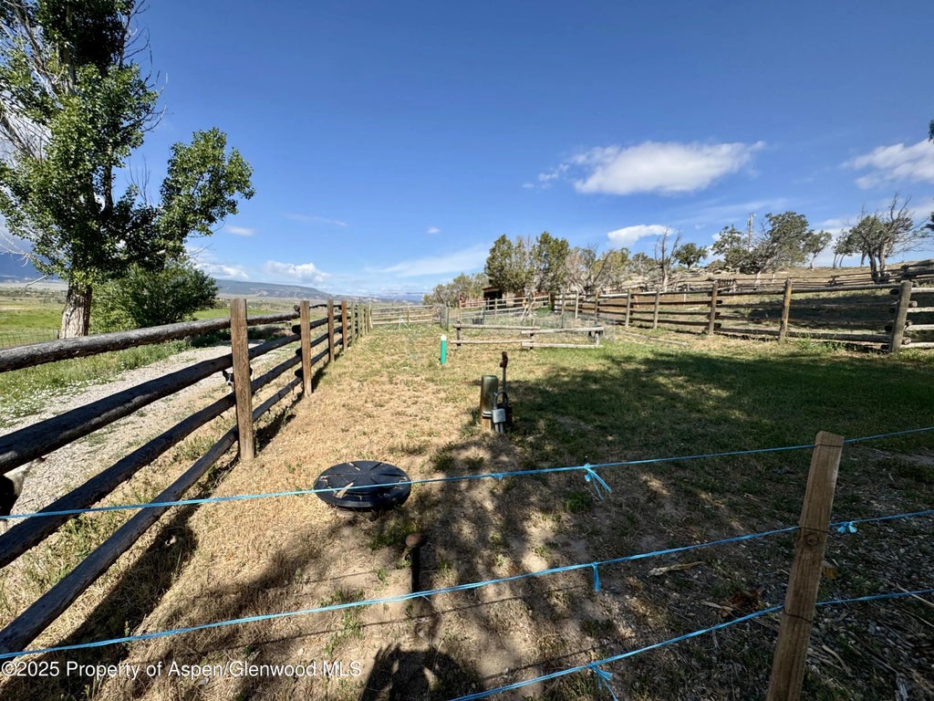 21 of 25 - 1747 County Road 326, Silt, CO