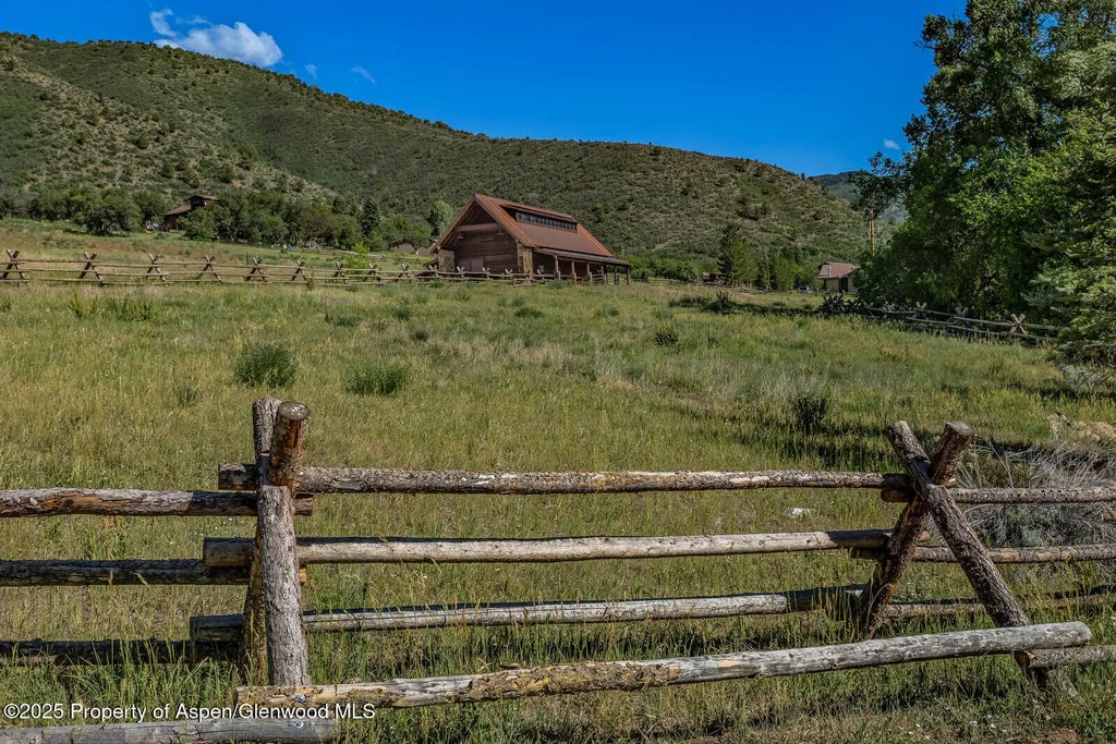 12 of 59 - 902/904 Sopris Creek Road, Basalt, CO