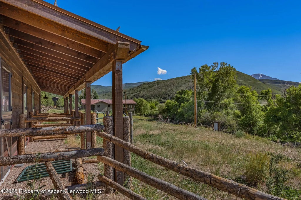 27 of 59 - 902/904 Sopris Creek Road, Basalt, CO