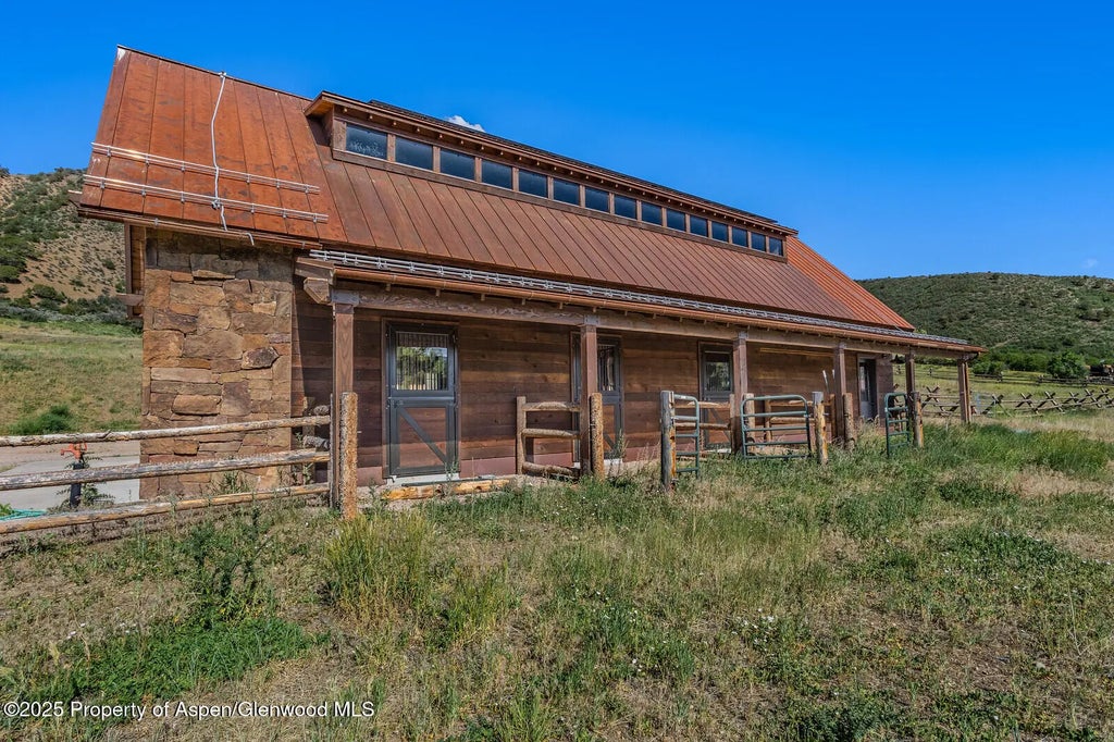 33 of 59 - 902/904 Sopris Creek Road, Basalt, CO