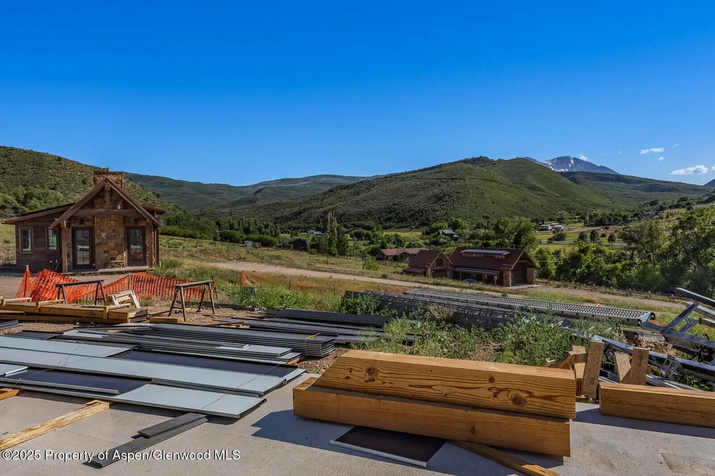37 of 59 - 902/904 Sopris Creek Road, Basalt, CO