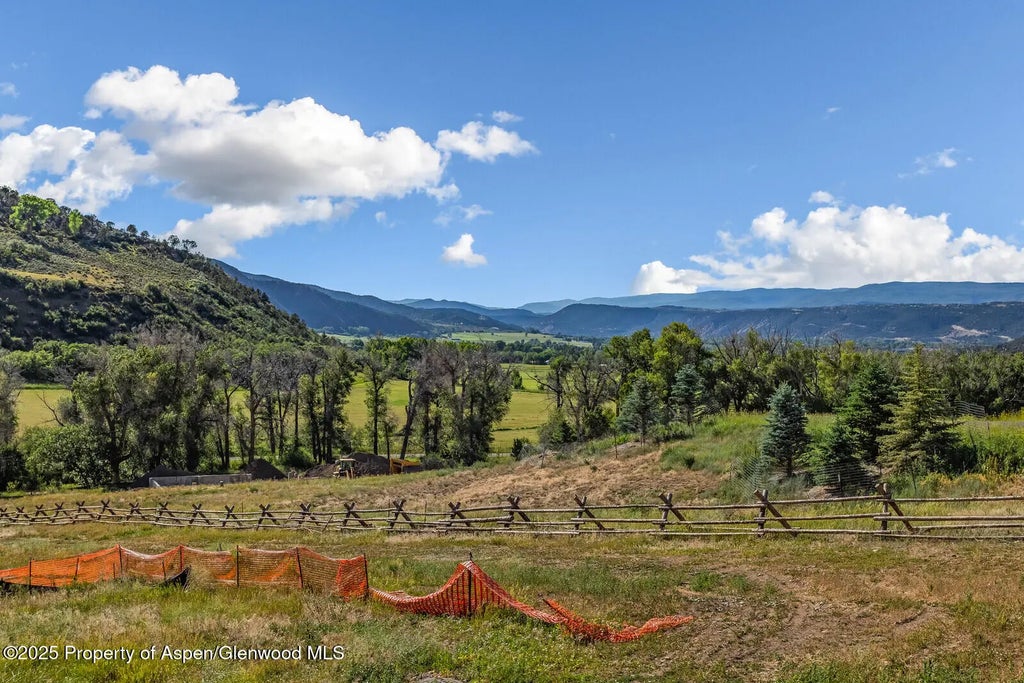 40 of 59 - 902/904 Sopris Creek Road, Basalt, CO
