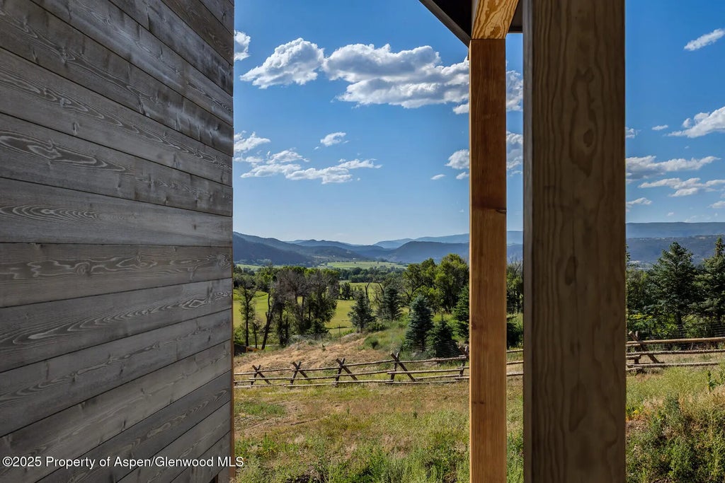 41 of 59 - 902/904 Sopris Creek Road, Basalt, CO