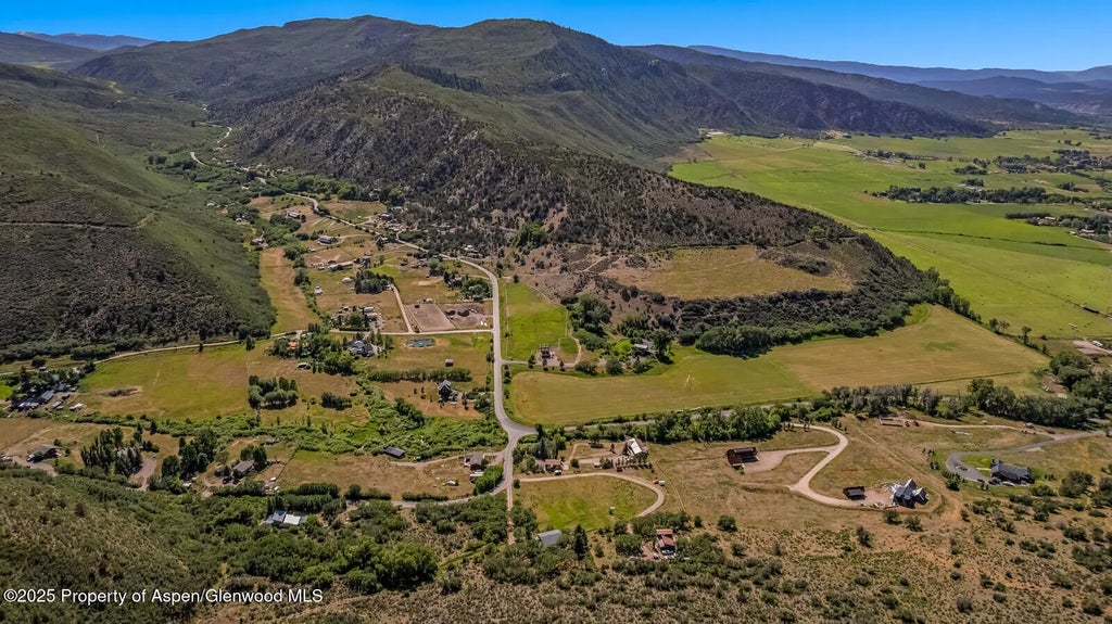 56 of 59 - 902/904 Sopris Creek Road, Basalt, CO