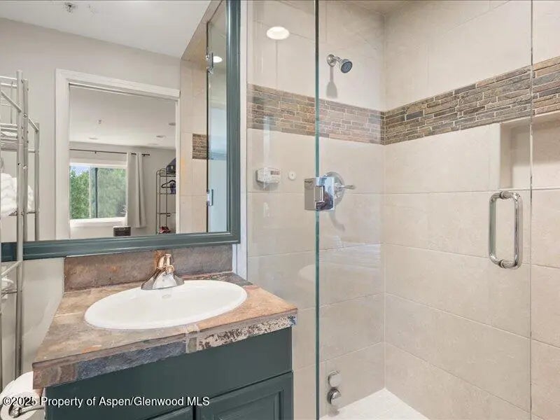 13 of 20 - 326 Midland Avenue 302, Aspen, CO