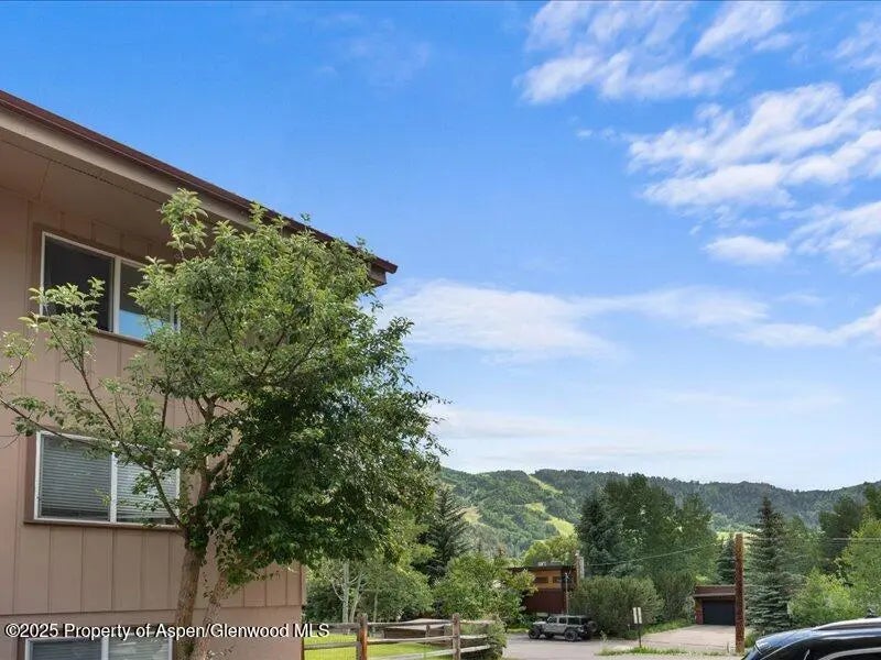 19 of 20 - 326 Midland Avenue 302, Aspen, CO
