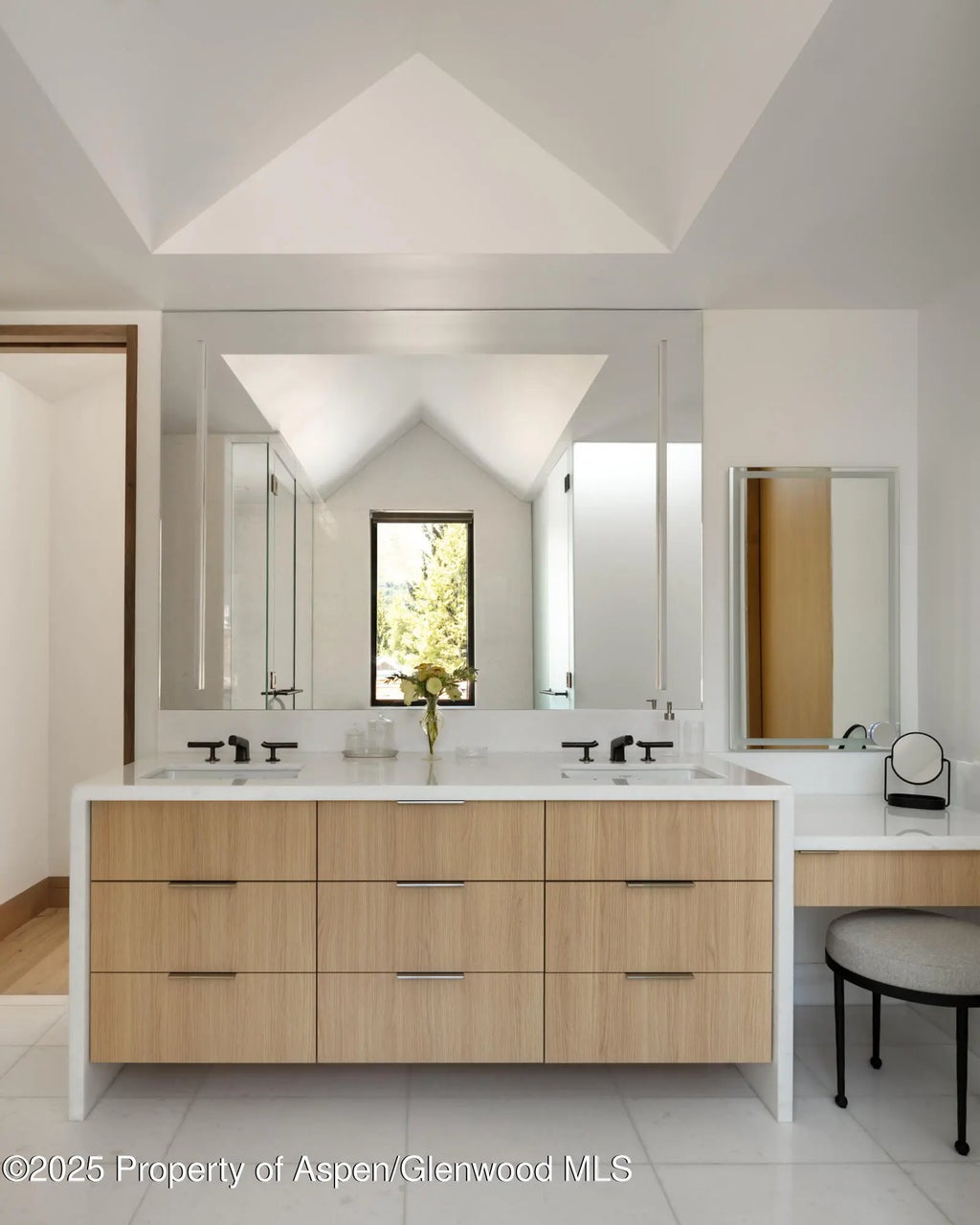 21 of 44 - 227 E Main Street, Aspen, CO