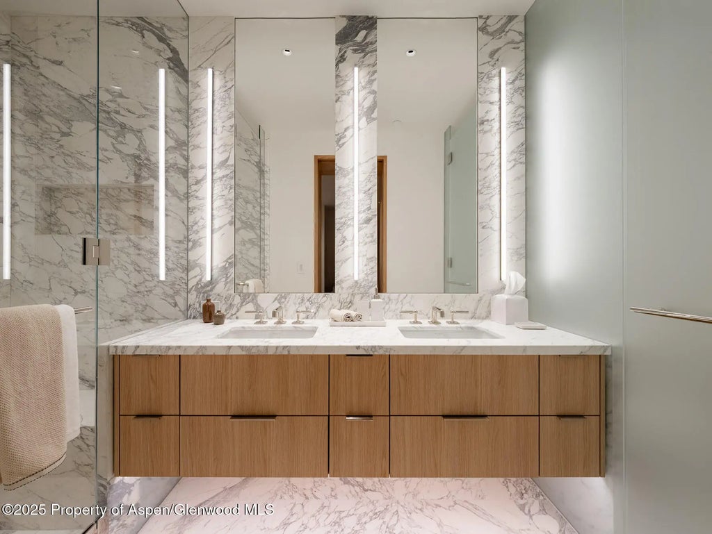 40 of 44 - 227 E Main Street, Aspen, CO