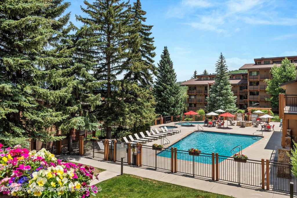 17 of 18 - 300 Carriage Way 506, Snowmass Village, CO