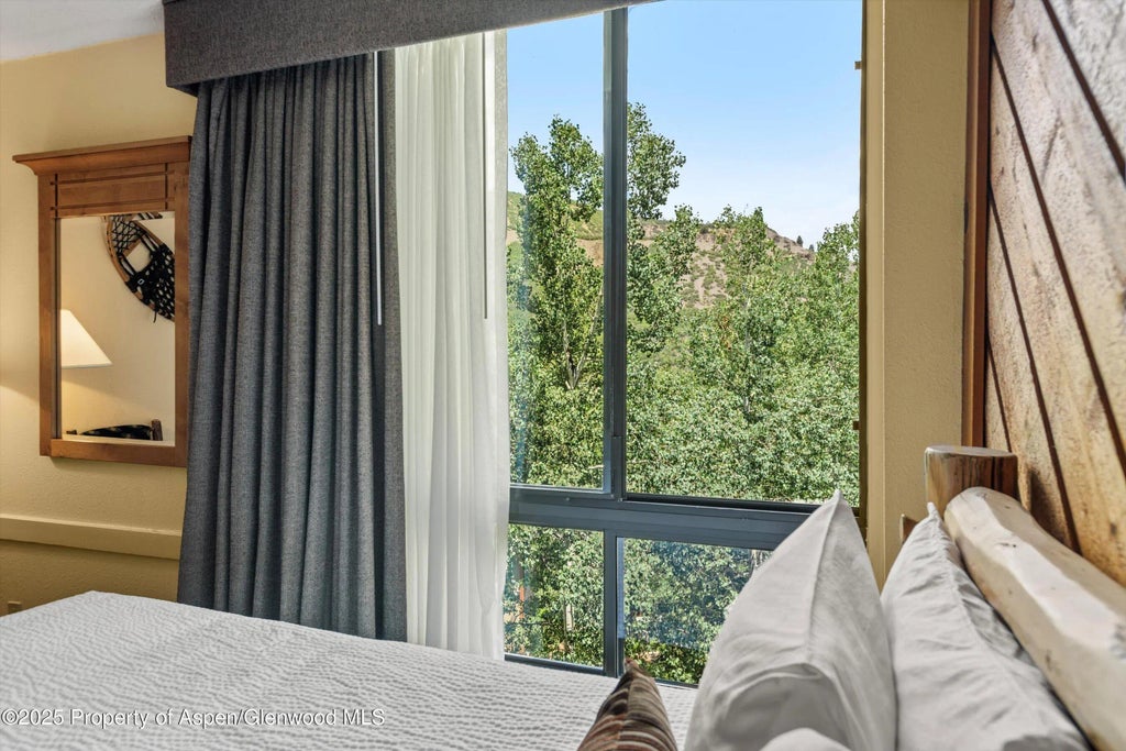 4 of 18 - 300 Carriage Way 506, Snowmass Village, CO