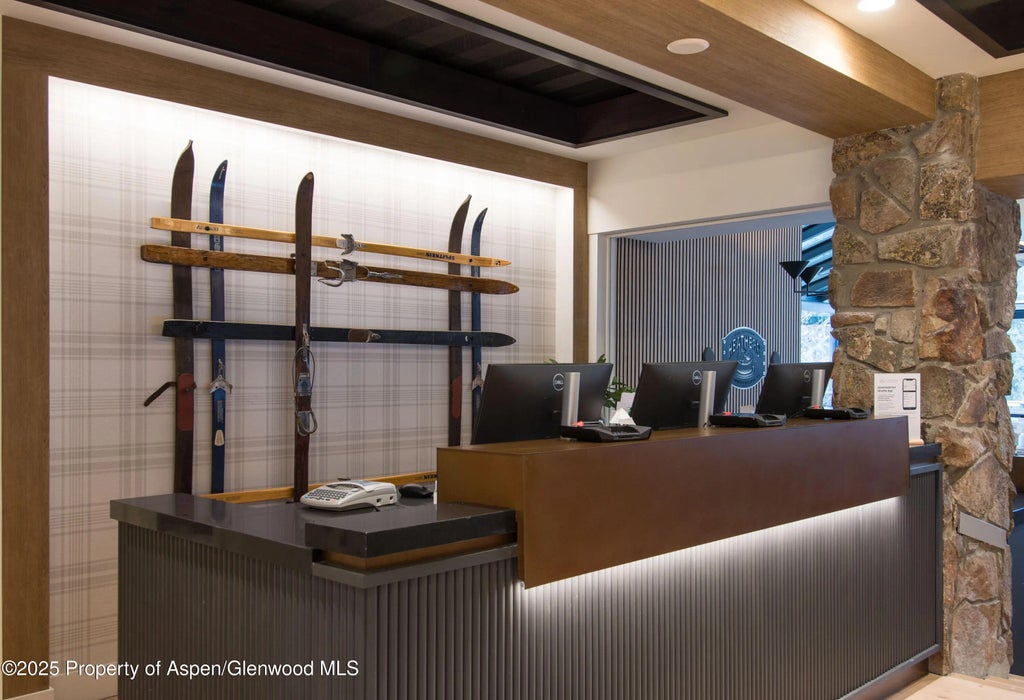 9 of 18 - 300 Carriage Way 506, Snowmass Village, CO