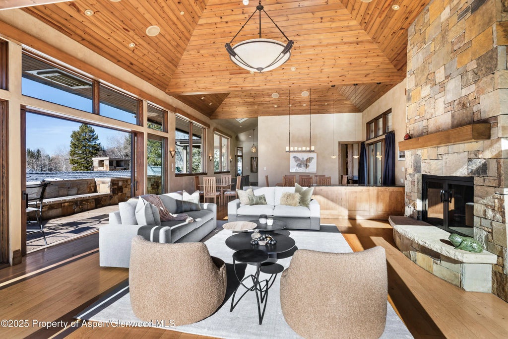 4 of 19 - 96 Mountain Laurel Court A, Aspen, CO