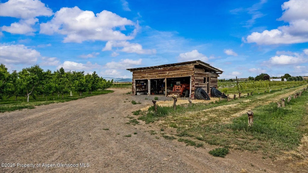 25 of 39 - 20809 Nowhere Road, Eckert, CO