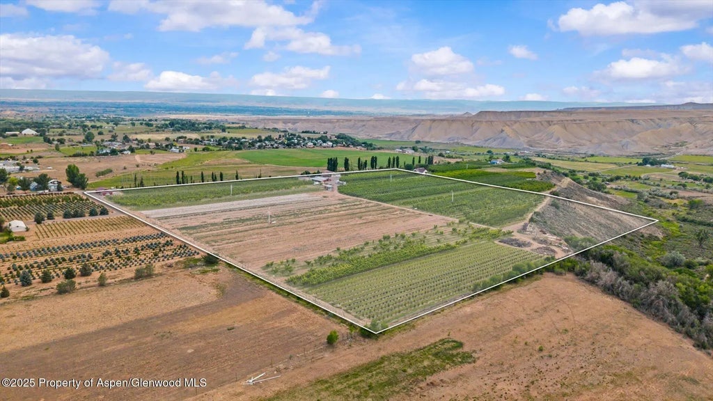 3 of 39 - 20809 Nowhere Road, Eckert, CO