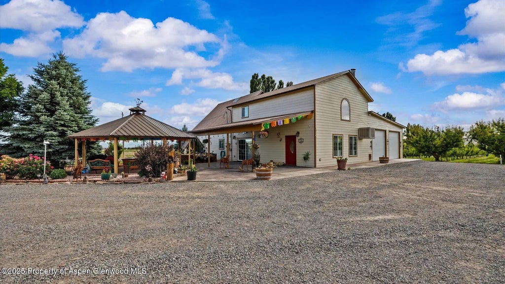 8 of 39 - 20809 Nowhere Road, Eckert, CO