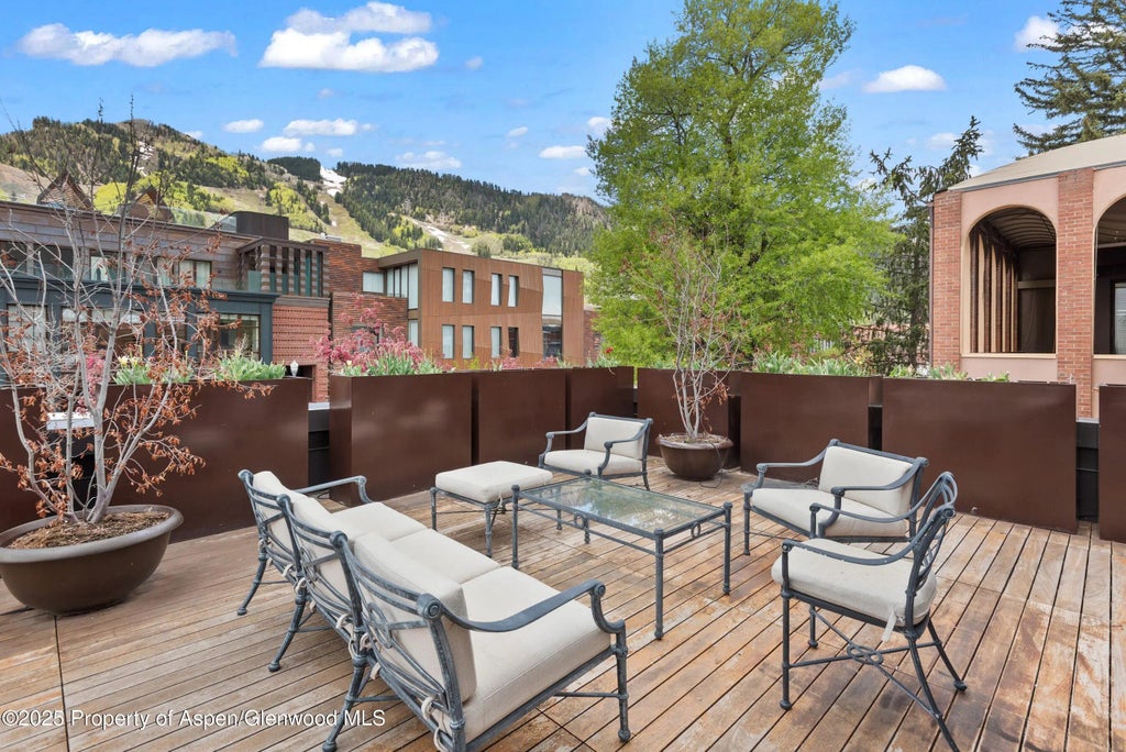 5 of 69 - 616 E Hyman Avenue, Aspen, CO