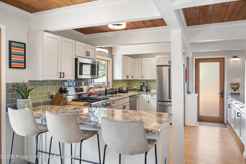 6 of 23 - 217 Longhorn Lane, Basalt, CO
