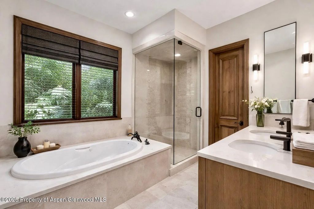 17 of 47 - 42703 Hwy 82 Unit B, Aspen, CO