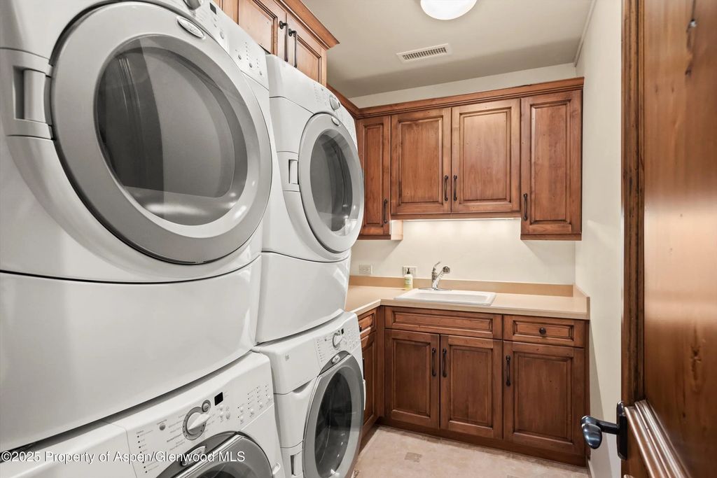 30 of 47 - 42703 Hwy 82 Unit B, Aspen, CO