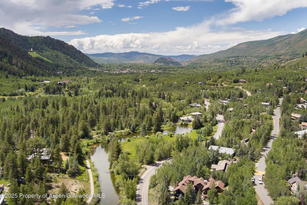35 of 47 - 42703 Hwy 82 Unit B, Aspen, CO