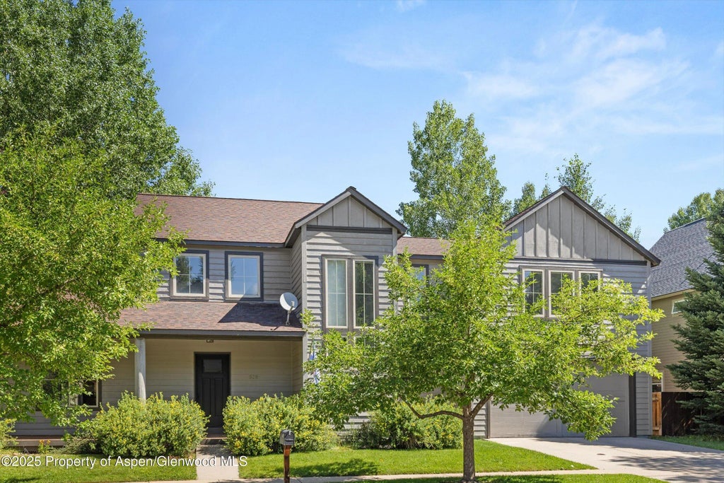 28 of 33 - 528 Lake Court, Basalt, CO