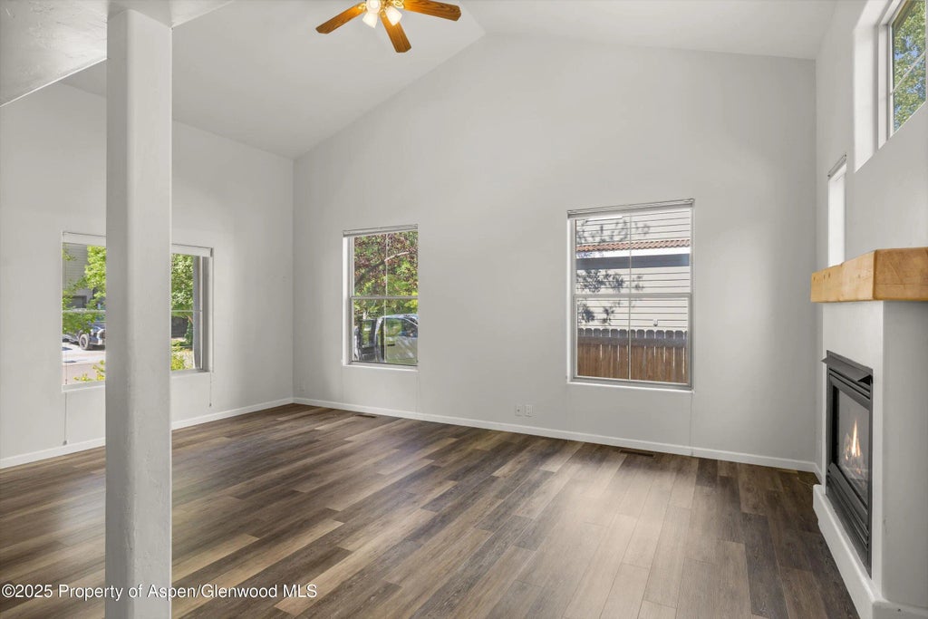 8 of 33 - 528 Lake Court, Basalt, CO