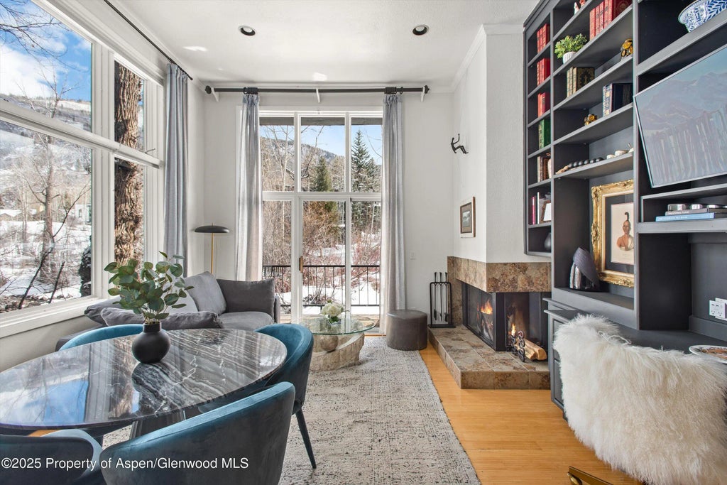 1 of 11 - 1050 Waters Avenue 9, Aspen, CO