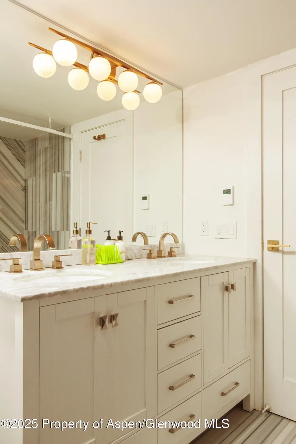 25 of 37 - 1039 E Cooper Avenue 16a, Aspen, CO