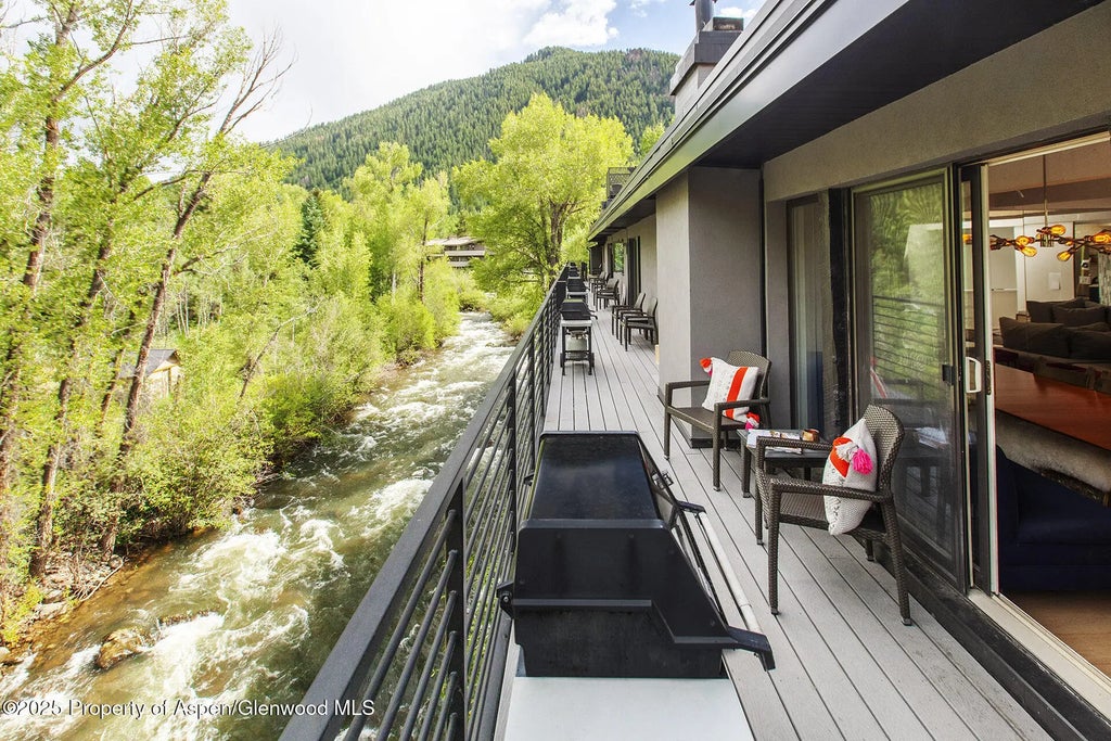 31 of 37 - 1039 E Cooper Avenue 16a, Aspen, CO