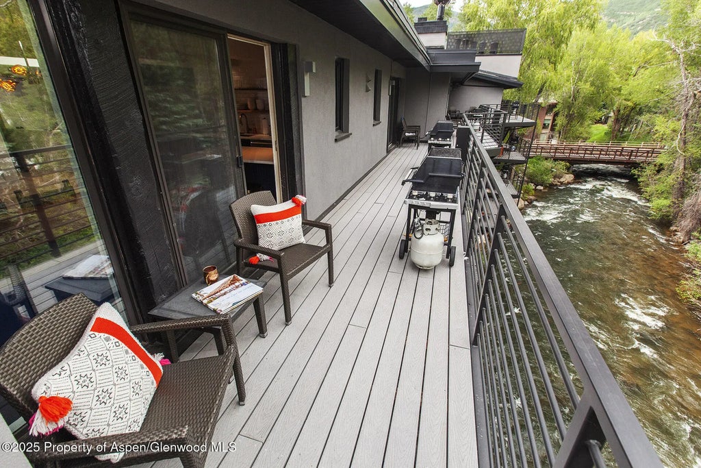 32 of 37 - 1039 E Cooper Avenue 16a, Aspen, CO